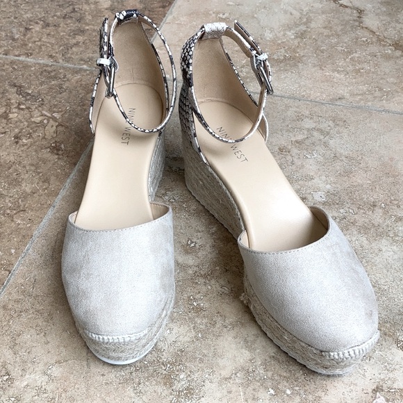 Nine West cream snake print ankle espadrilles - Picture 3 of 8